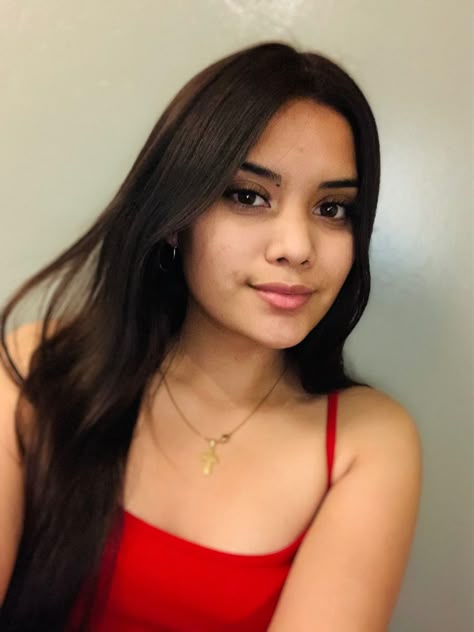 <strong>Valentina Perez</strong>